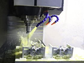 醫療機器のCNC加工